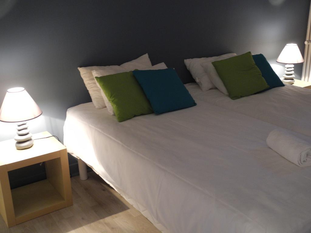 Vue Sur Cite - Spa การ์กาซอน ห้อง รูปภาพ